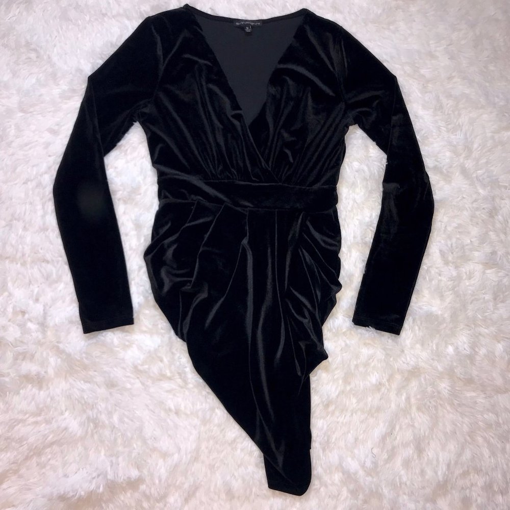 Black Long Sleeve Asymmetrical V Neck Velvet Dress